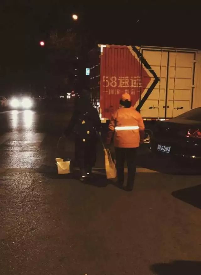 国产色情